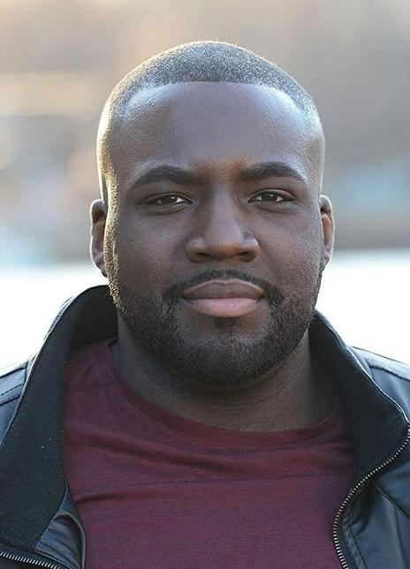 阿德里安·M·蒙波因特 Adrian M. Mompoint Adrian Mompoint