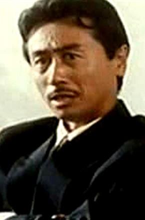 鹿村泰祥 luk chung