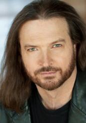 克里斯托弗·B·马克卡贝 Christopher B. MacCabe