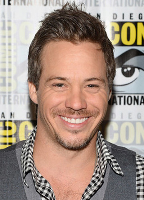 迈克尔·雷蒙德-詹姆斯 Michael Raymond-James