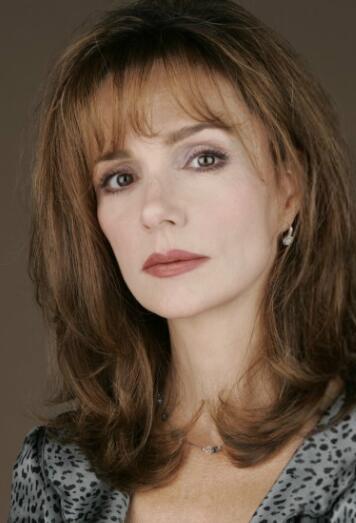 珍妮弗·戴尔 Jennifer Dale Jennifer Ciurluini