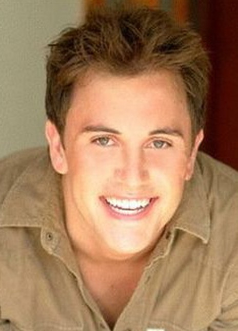 K·C·克莱德 K.C. Clyde