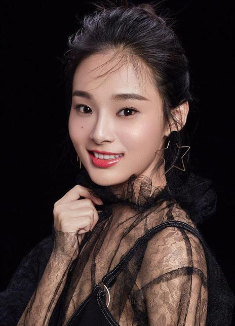孔令婧 Lingjing Kong