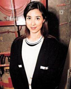 何嘉丽 嘉嘉 CARRIE