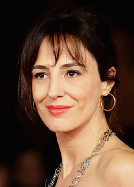 瓦伦蒂娜·卡妮卢提 Valentina Carnelutti