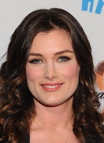 金格·贡萨加 Katherine Cunningham