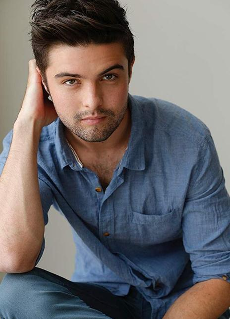 泰勒·彼得森 Tyler Peterson