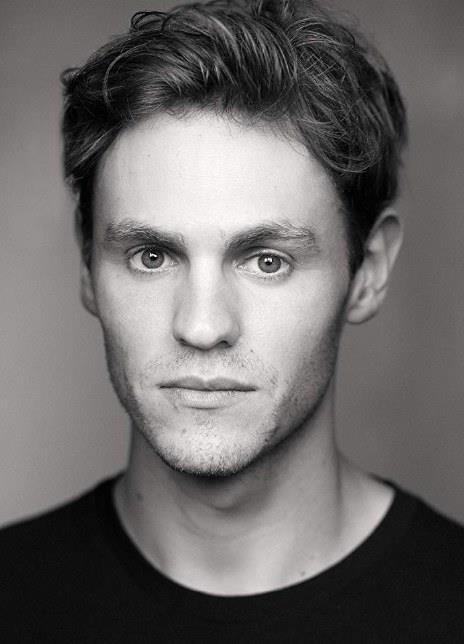 查利·维克斯 Charlie Vickers