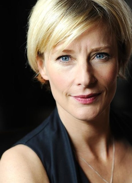 朱丽亚·法里诺 Julia Farino