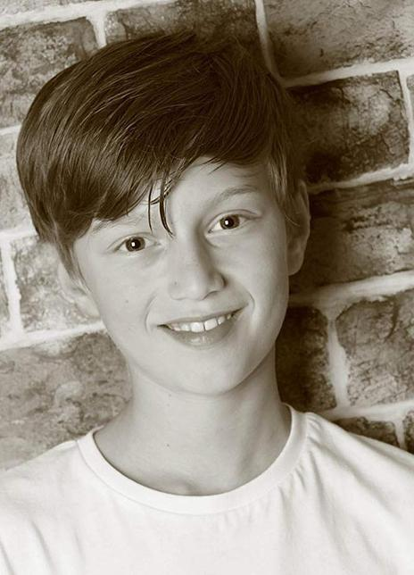 卡勒姆·布斯-福特 Callum Booth-Ford