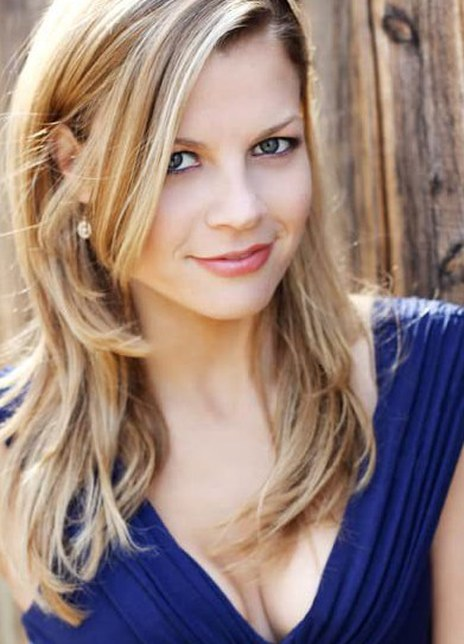 斯蒂芬妮·勒梅林 Stephanie Lemelin