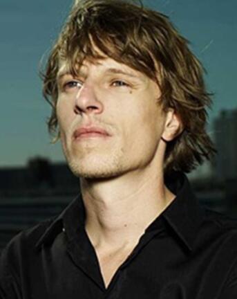 亚历山大·吉尔 Alexander Scheer