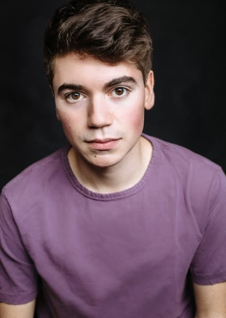 诺亚·盖尔文 Noah Galvin