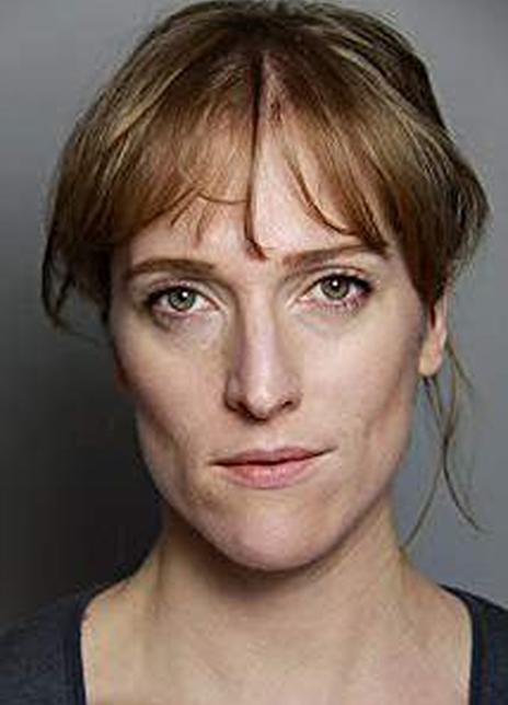 比阿特丽斯·克纽 Beatrice Curnew