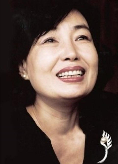 李容怡 Young-yi Lee 이용이