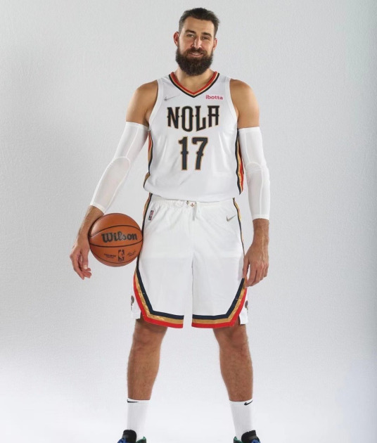 约纳斯·瓦兰丘纳斯 Jonas Valanciunas