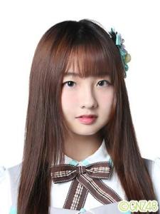 胡怡莹 小巫婆 小核桃 Hu Yiying