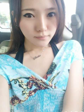 孙静雅 Linda Sun 罗月