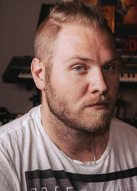 多米尼克·刘易斯 Dominic Lewis