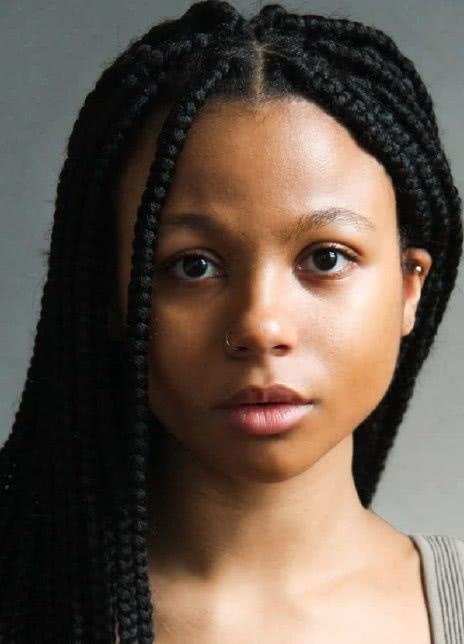 米哈拉·赫罗德 Myhala Herrold