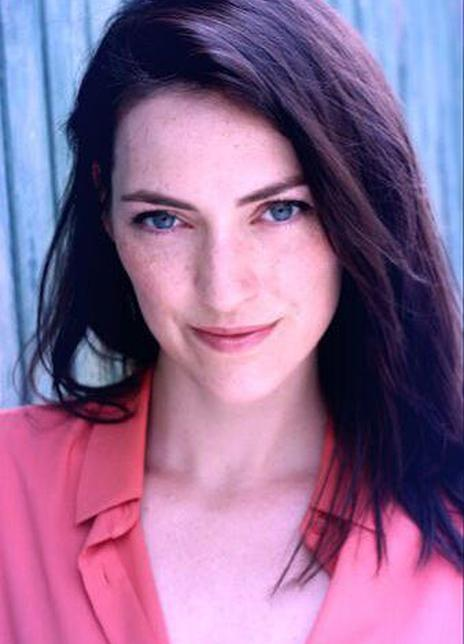 劳拉·比纳梅 Lara Binamé