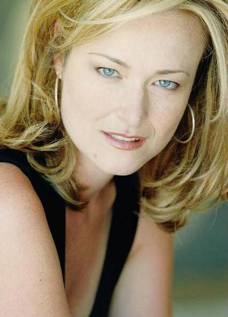 珍妮弗·厄文 Jennifer Irwin