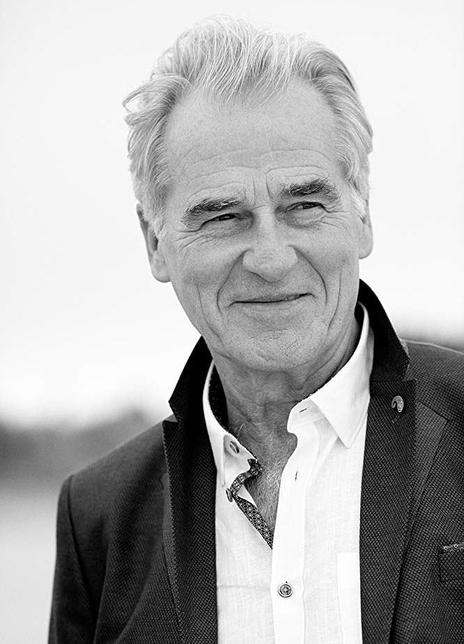 蒂姆·埃亨 Tim Ahern