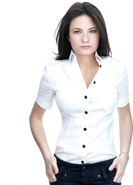 菲尼斯·埃弗里 Finise Avery Finise Avery Adelglass