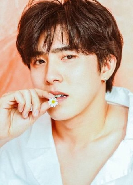 吉拉特皮斯缇·珈让巍奇特 Jiratpisit Jaravijit 吉拉皮西特·加纳维奇 Boom Jiratpisit Jaravijit  Boom จิรัชพิสิษฐ์ จารวิจิต บ