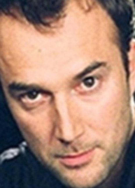 卡洛斯-李尔 Carlos Leal