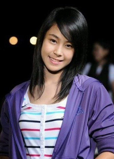 雅尼卡·桑普蕾舞 Yanika Thongprayoon 雅尼卡·桑普蕾舞 Yanika Thongprayoon