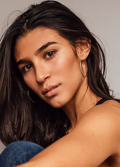 洛丽娜·安德里亚 Lorena Andrea