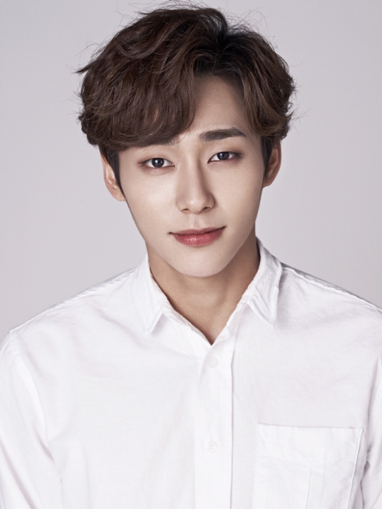 金圣柱 Kim Sung Joo 大柱子 김성주