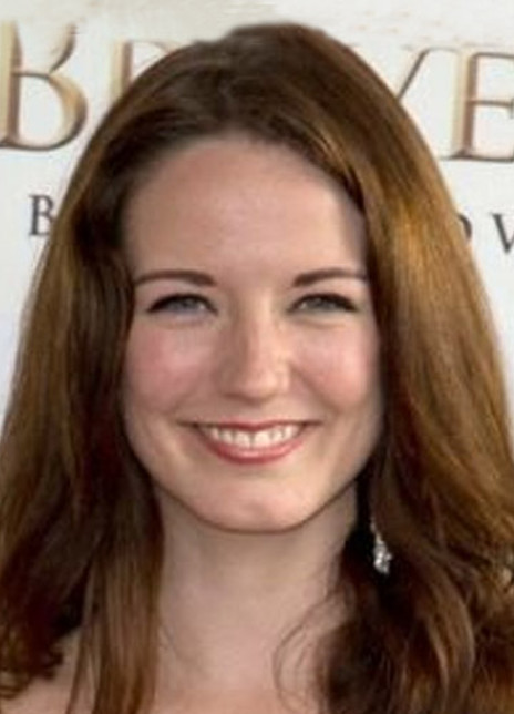 梅丽·卡尔维 Mhairi Calvey