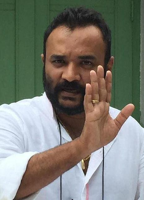 维杰·莫里亚 Vijay Maurya