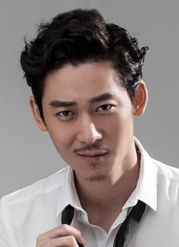 刘浩闻 Haowen Liu 刘冰