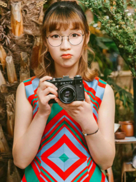 周吉芳 小芳 Cola