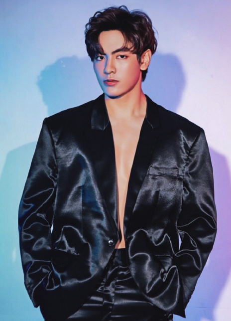 钟阿晨 Joong Archen Aydin 阿臣·艾丁 อาเชน วิรภากุล