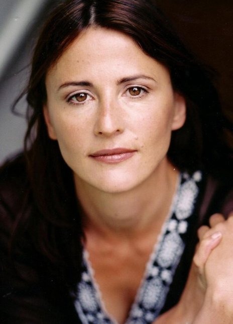 安妮·戴-琼斯 Anne Day-Jones