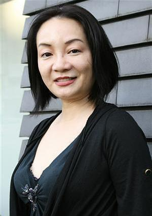 岩井志麻子 Shimako Iwai Shimako Takeuch