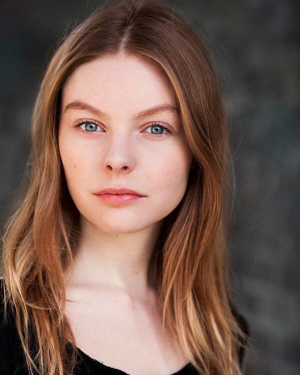 尼尔·哈德森 Nell Hudson
