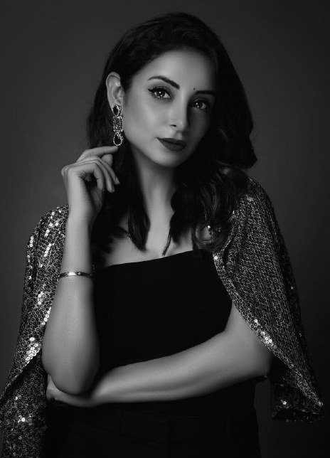 莎瓦·吉拉尼 Sarwat Gilani