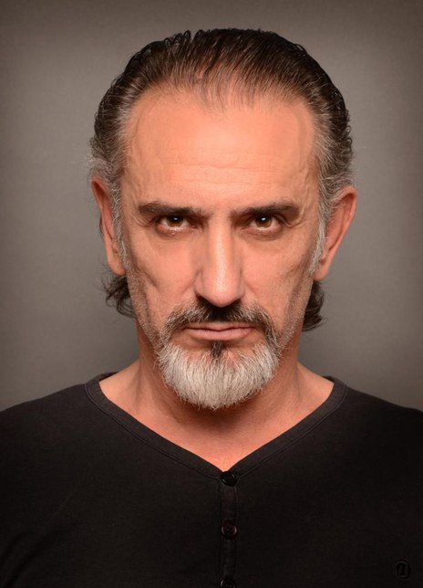 胡利奥·维莱斯 Julio Vélez