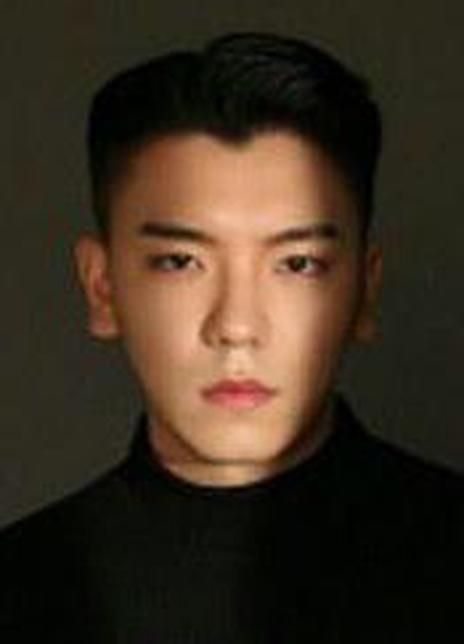 律灿 Yul Chan 李东熙 율찬 Yool Chan 이동희