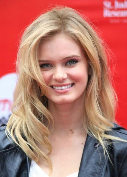 萨拉·帕克斯顿 Sara Paxton