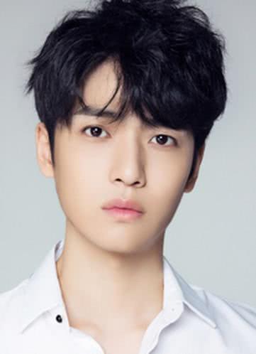 杨天正 Tianzheng Yang