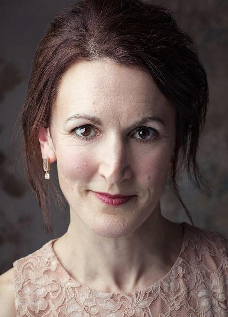 凯特·拉塞尔-史密斯 Kate Russell-Smith