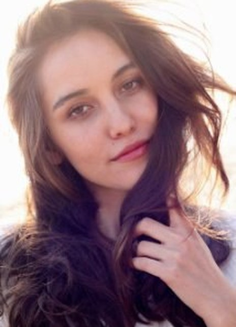 索菲亚·布伊 Sophia Bui