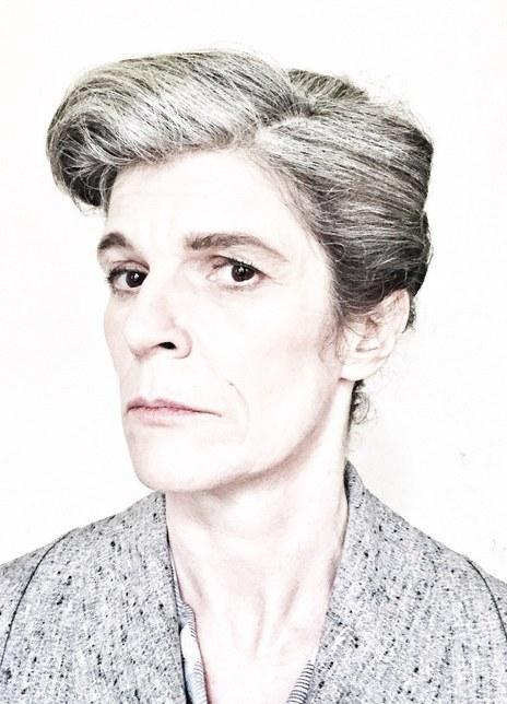 劳拉·本森 Laura Benson