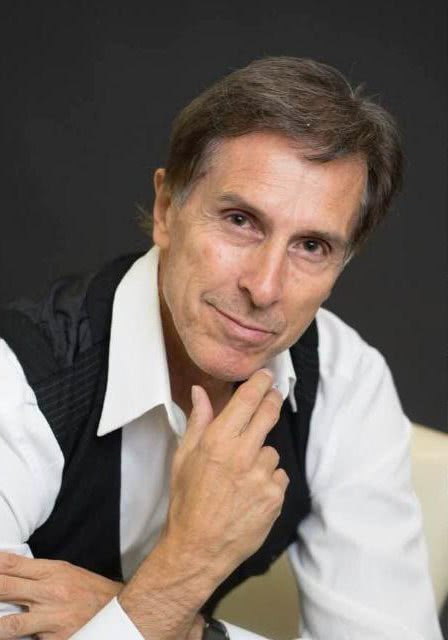 约翰·克鲁兹 John Cruz 墨弘